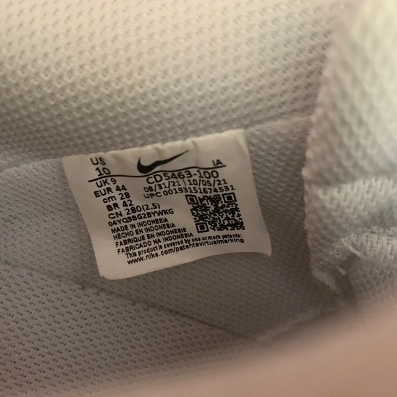 Nike Men's White Sneakers - Picture 2 of 2